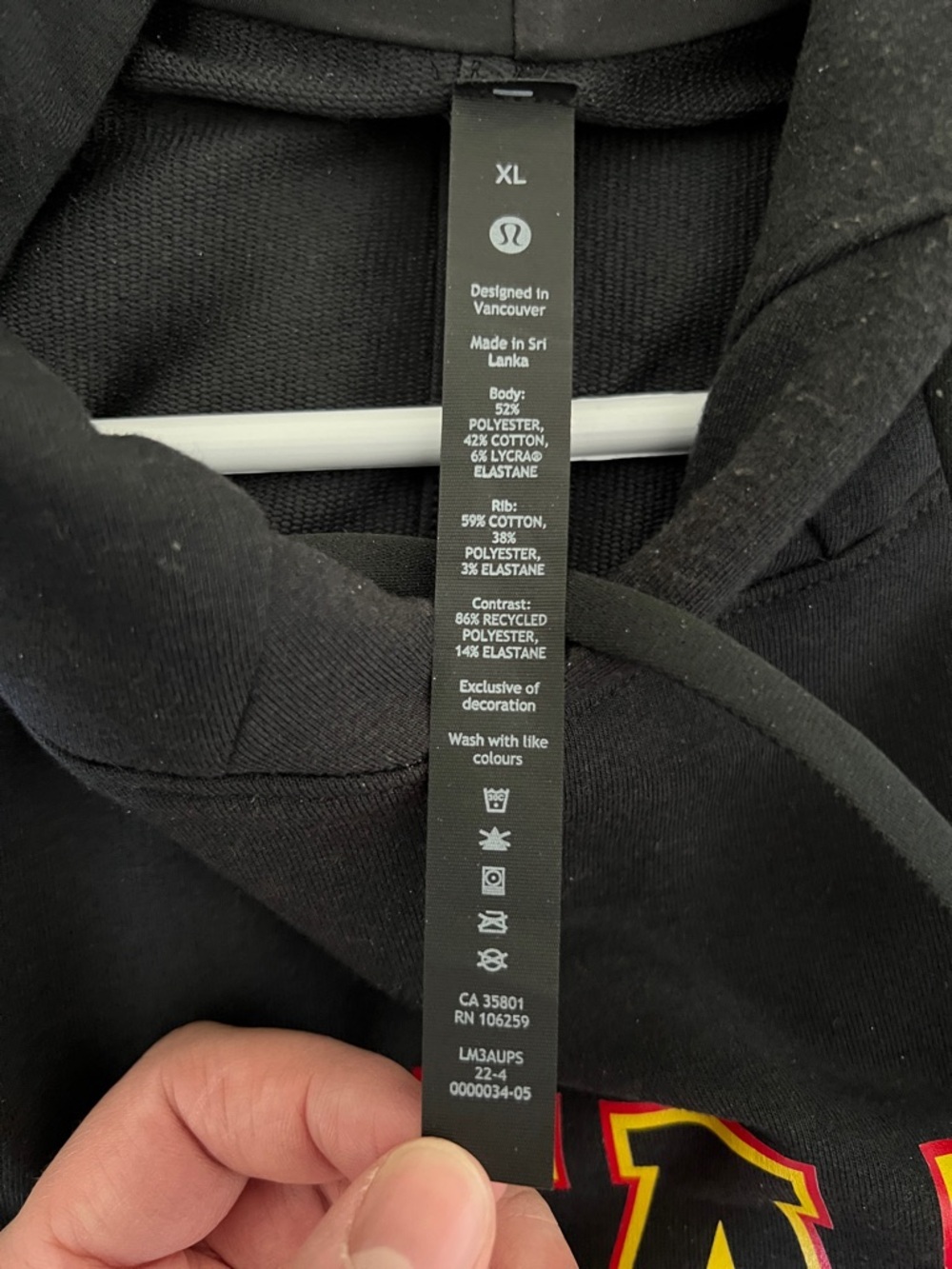 Lululemon Vancouver Canucks Black Pullover Hoodie XL - Picture 5 of 5